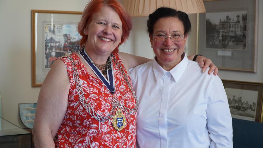 Mayor, Councillor Liz Green and Maria Ferreira