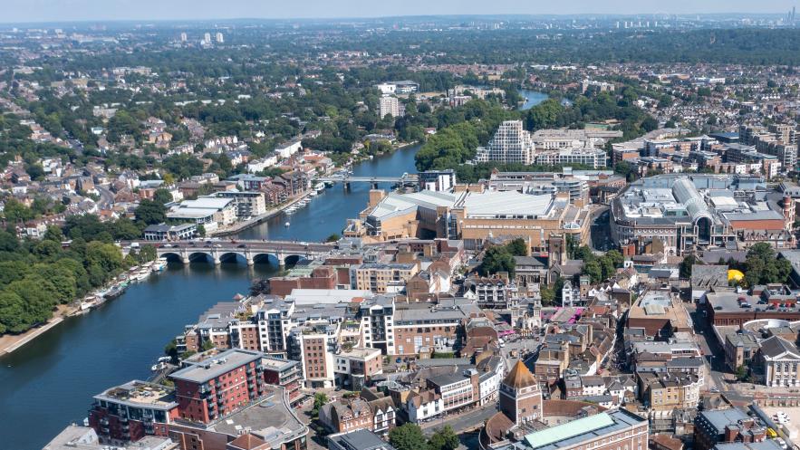 Smart lampposts to boost digital connectivity and improve public safety as Kingston wins £250k funding