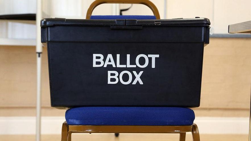 Lorraine Dunstone elected to Kingston Council in Hook and Chessington North by-election