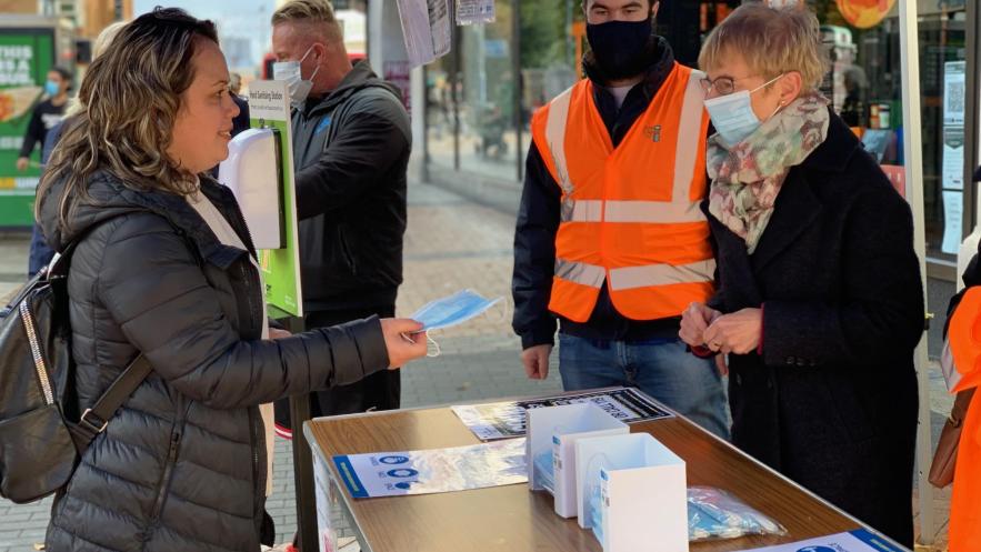 Kingston Council launches pop up face coverings stall to protect shoppers
